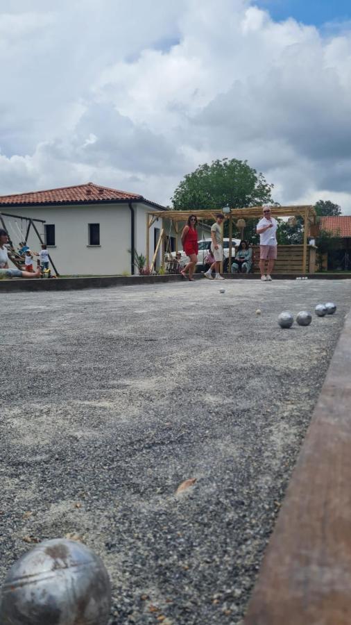 Villa Jacuzzi, Terrain De Petanque Et Aire De Jeux Vue Sur Les Pyrenees Seilhan المظهر الخارجي الصورة
